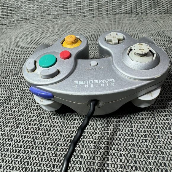 Original Nintendo Game Cube Controller - Official License Platinum Gray Vintage - Picture 4 of 6